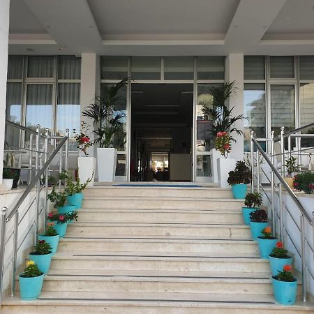 Perandor Beach Durrës Exterior foto